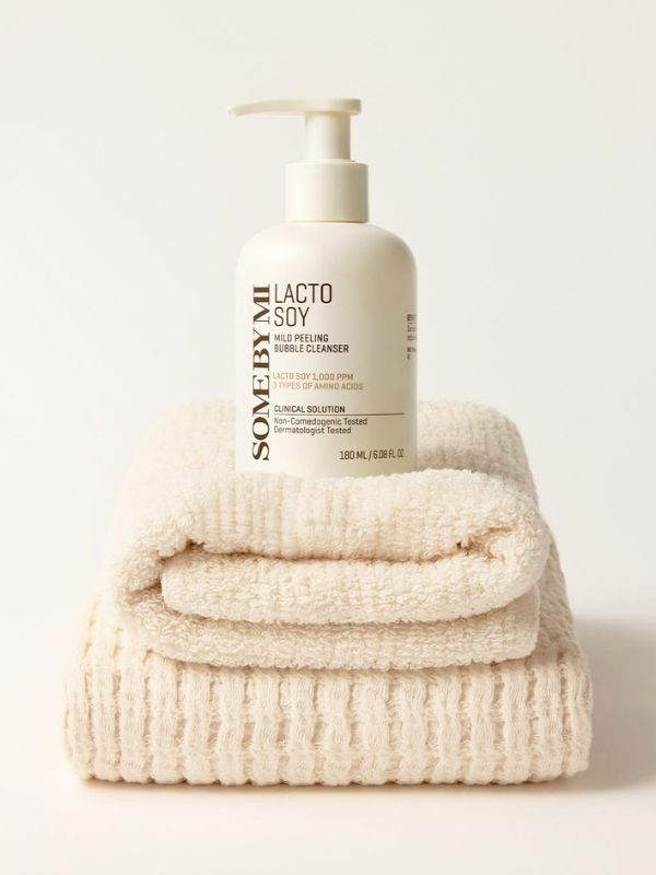SOMEBYMI Lactosoy Mild Bubble Peeling Cleanser