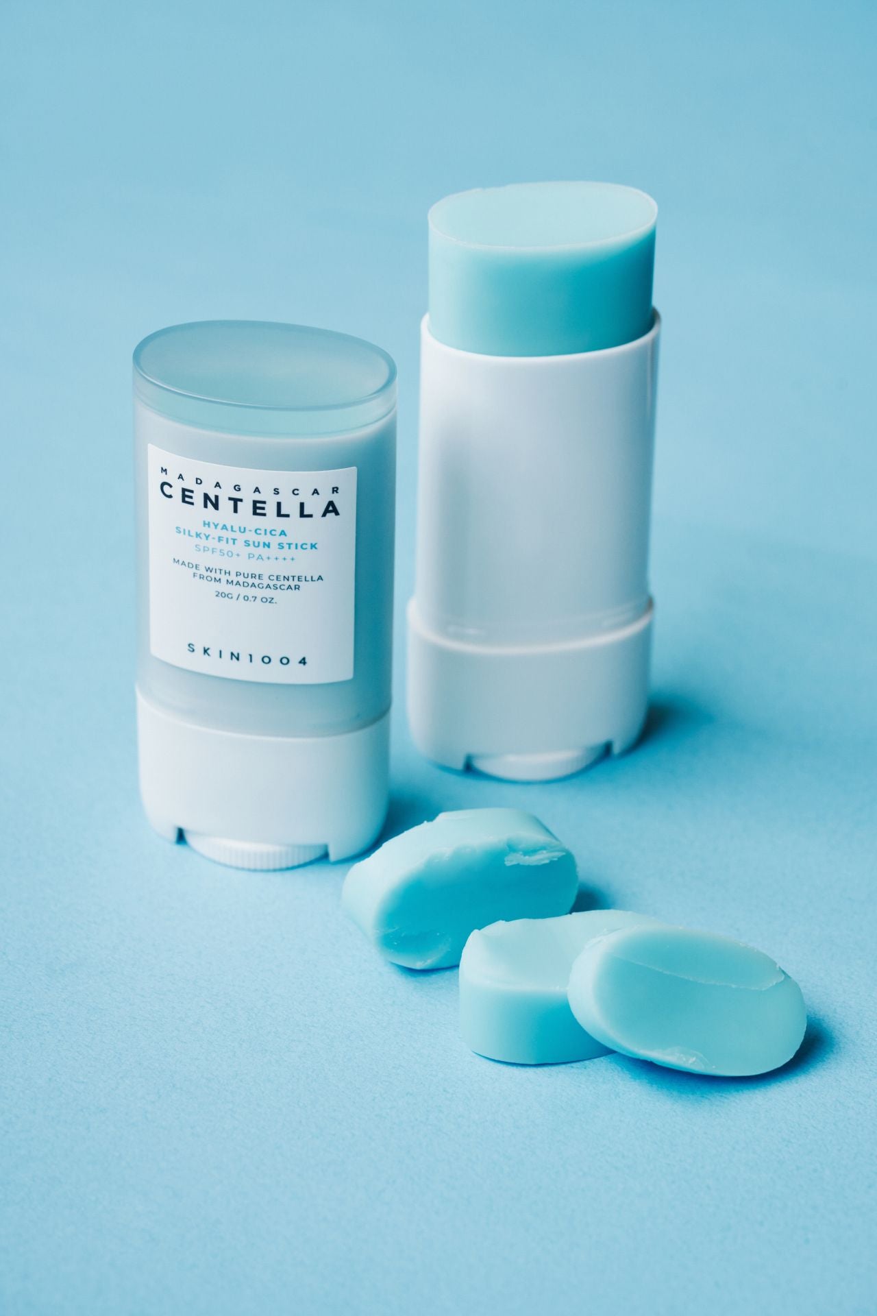 SKIN1004 Madagascar Centella Hyalu-Cica Silky-fit Sun Stick